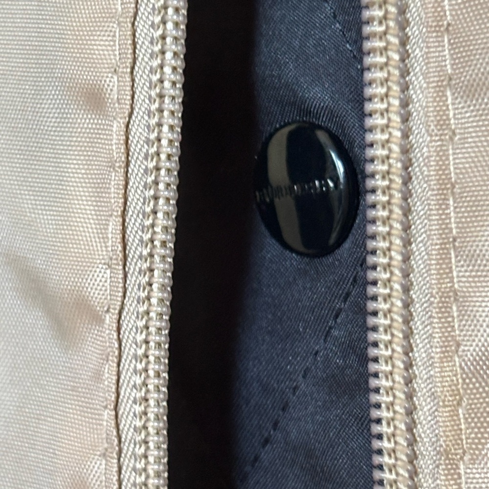 Burberry Black Quilted Women's Jacket - Picture 12 of 14